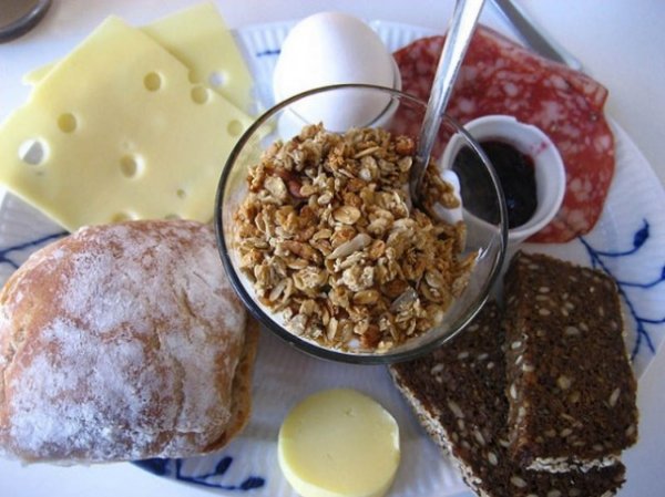 Нереально вкусно: 50 традиционных завтраков из разных стран