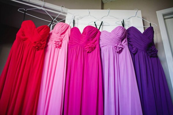 9 главных правил сочетания базовых цветов в одежде