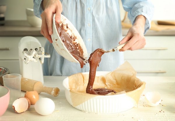 Как приготовить шоколадный торт со сметанным кремом