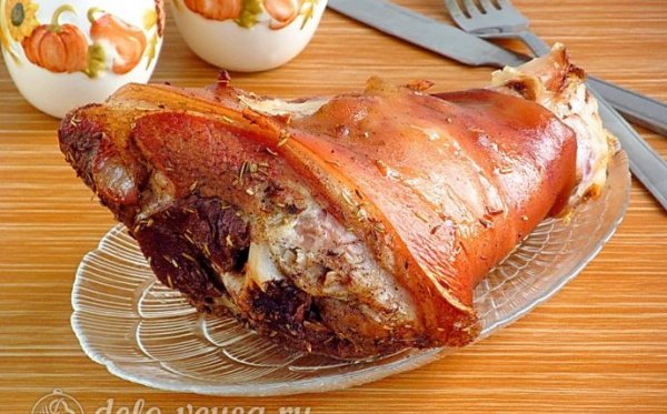 Вкуснейшая запеченная свиная рулька по классическому, немецкому рецепту