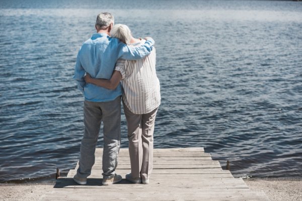 Почему нельзя оставлять в одиночестве пожилых родственников